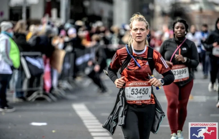 Julia Lorenzen beim Berlin Marathon
