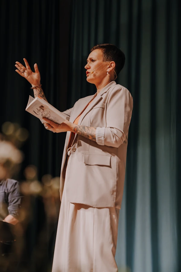 Anja-Jahnke_Auf-der-Bühne