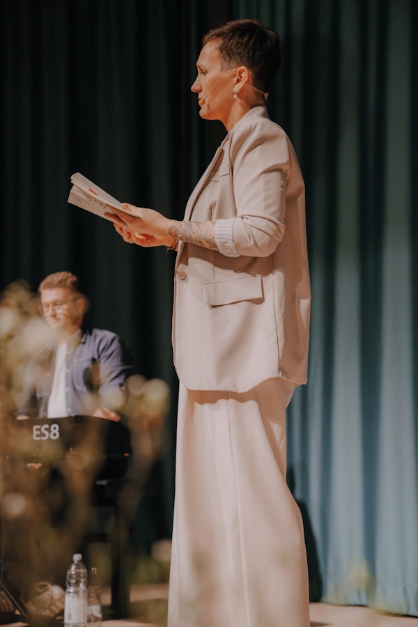 Anja-Jahnke_Welche-Mehr-als-eine-Lesung-03